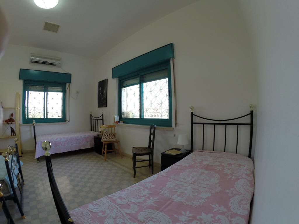 Auberg-Inn Guesthouse 예리코 외부 사진